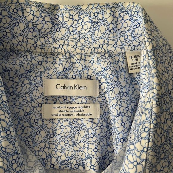 Calvin Klein - Blue Floral Print - Short Sleeve Button Down - XL - Picture 3 of 4
